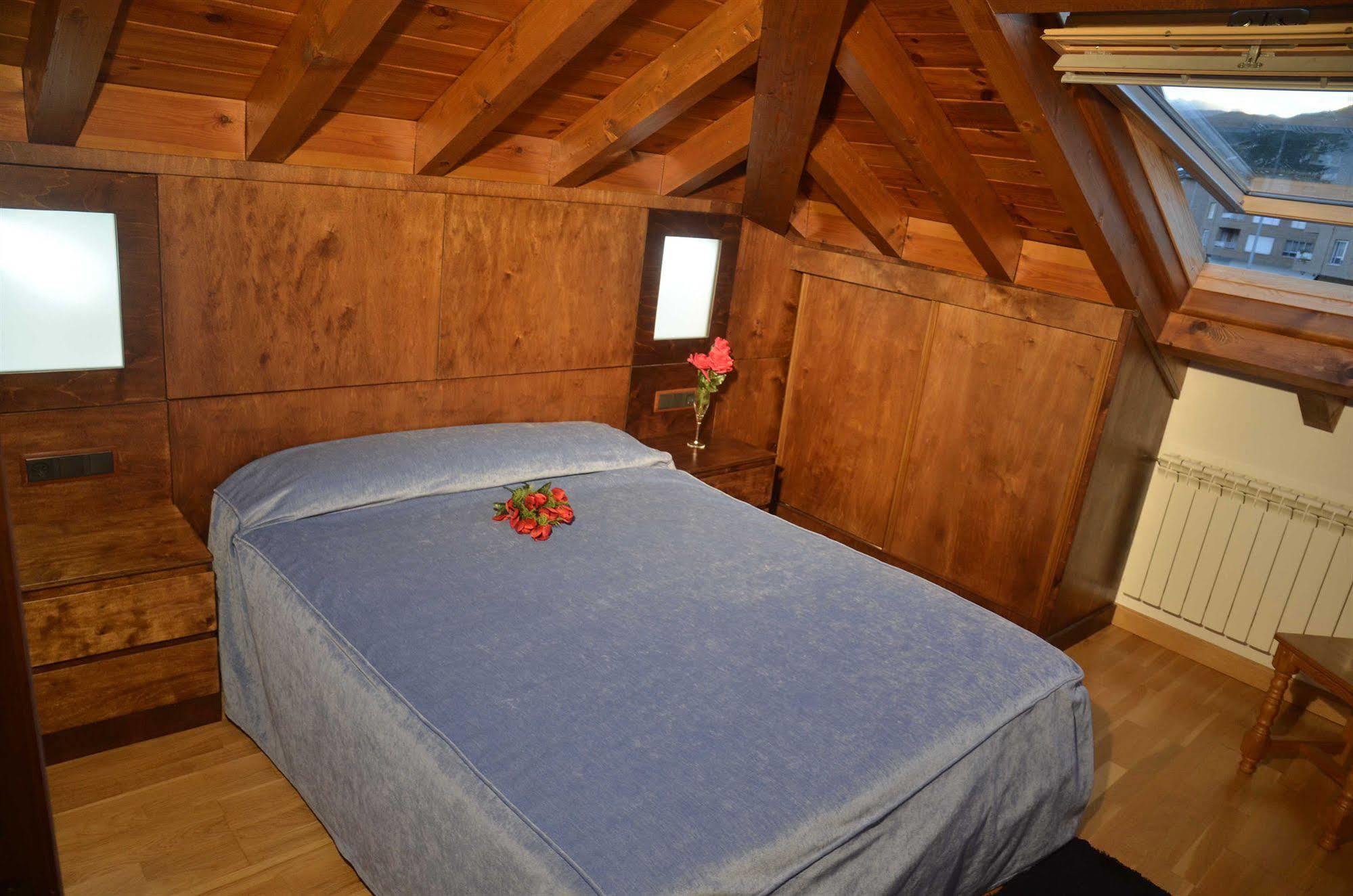 Apartamentos Spa Cantabria Infinita Cillorigo de Liebana Exterior photo