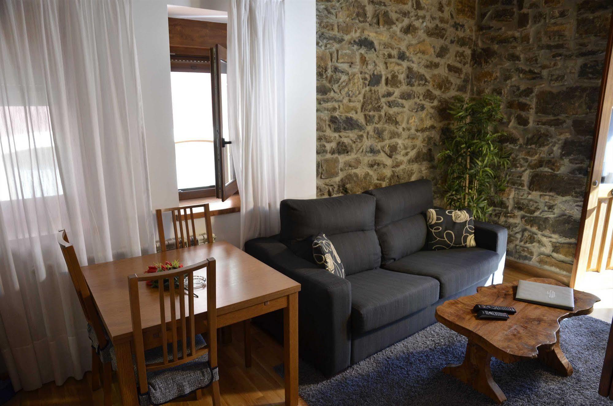 Apartamentos Spa Cantabria Infinita Cillorigo de Liebana Exterior photo