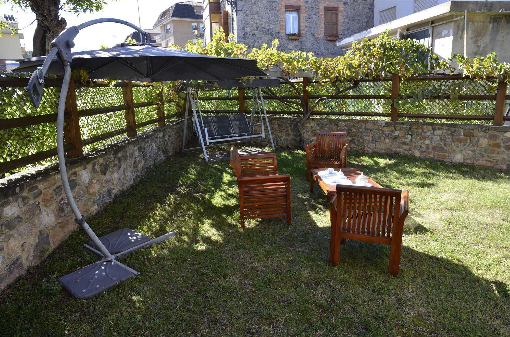 Apartamentos Spa Cantabria Infinita Cillorigo de Liebana Exterior photo
